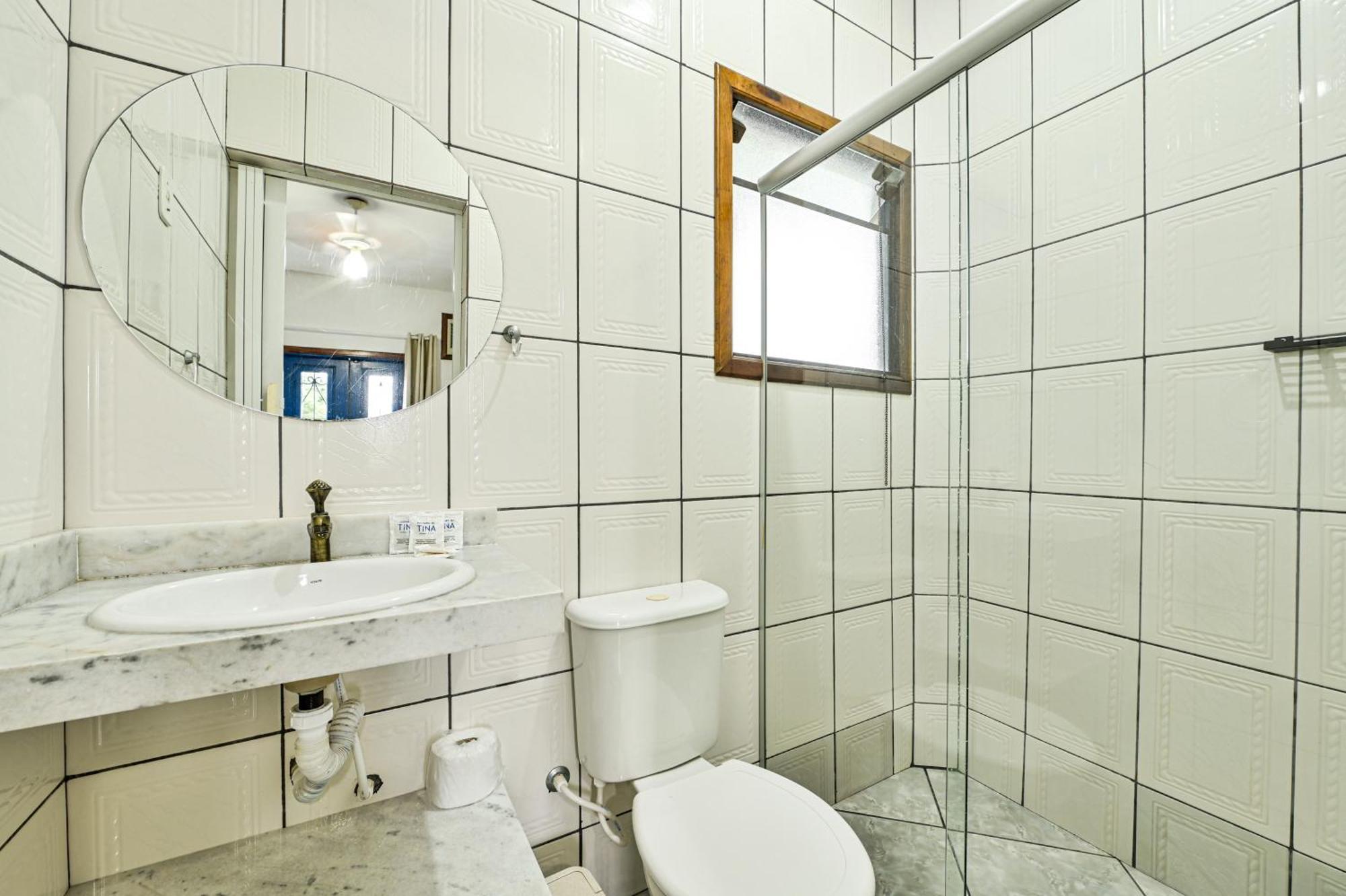 Pousada Da Tina Ubatuba Habitación foto
